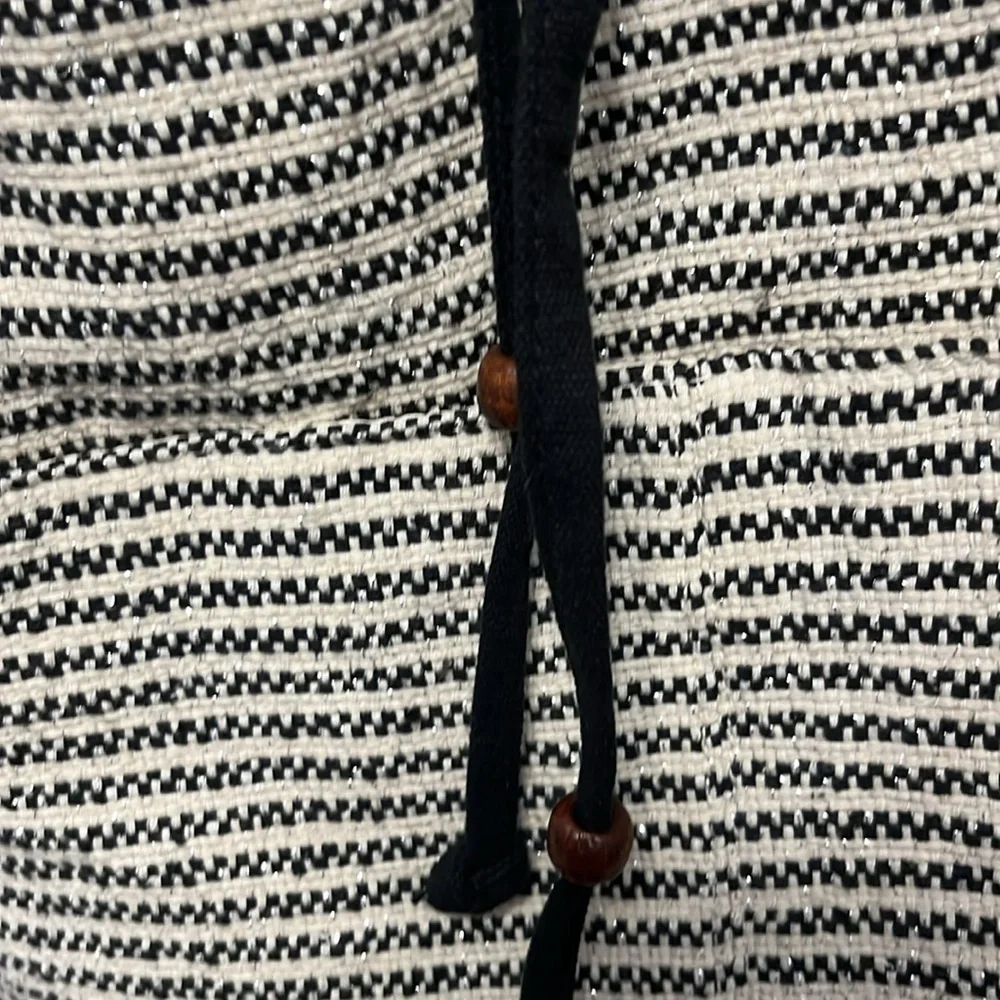 Unbranded black and white striped tote bag 18x24